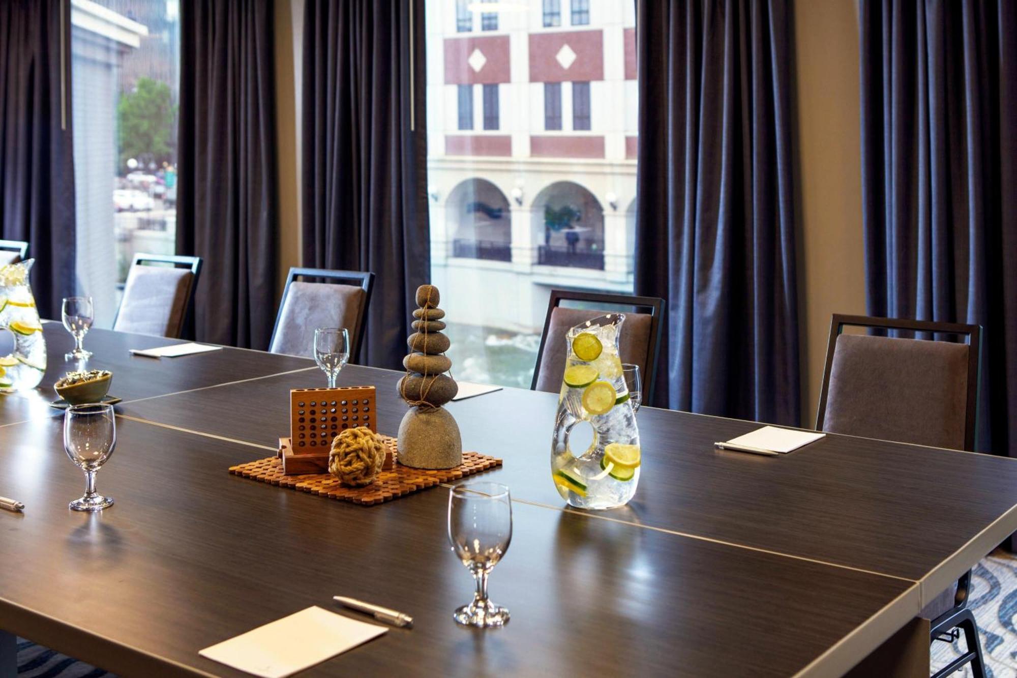 Renaissance Reno Downtown Hotel & Spa Ngoại thất bức ảnh