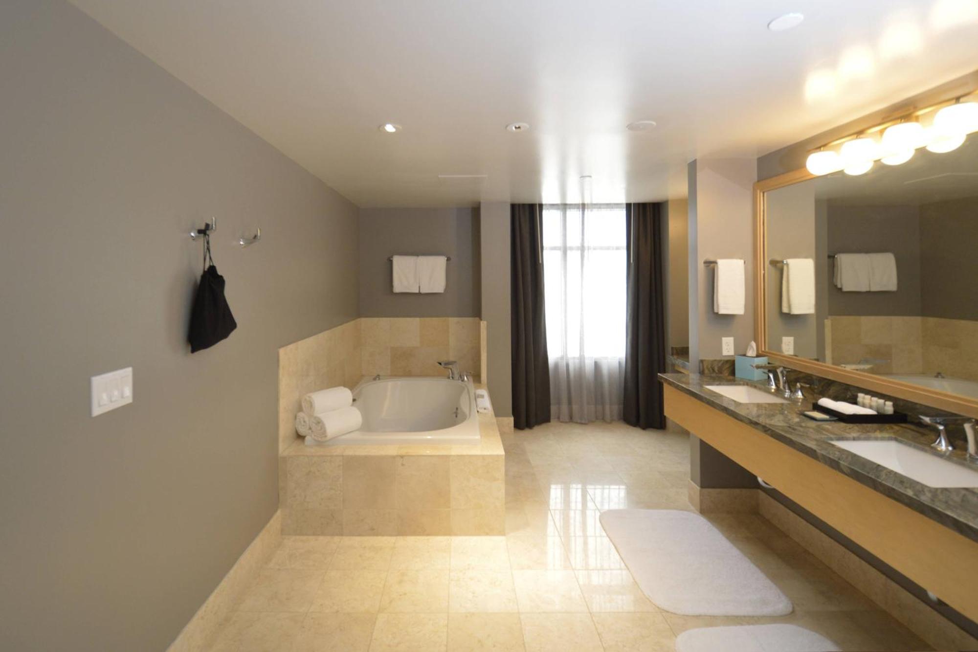 Renaissance Reno Downtown Hotel & Spa Ngoại thất bức ảnh